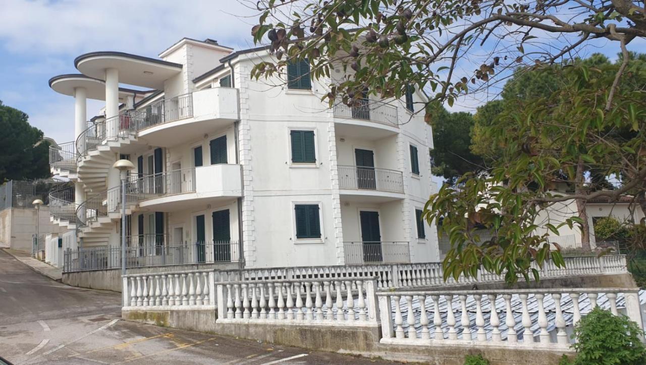 Xxx Lägenhet Porto Recanati Exteriör bild